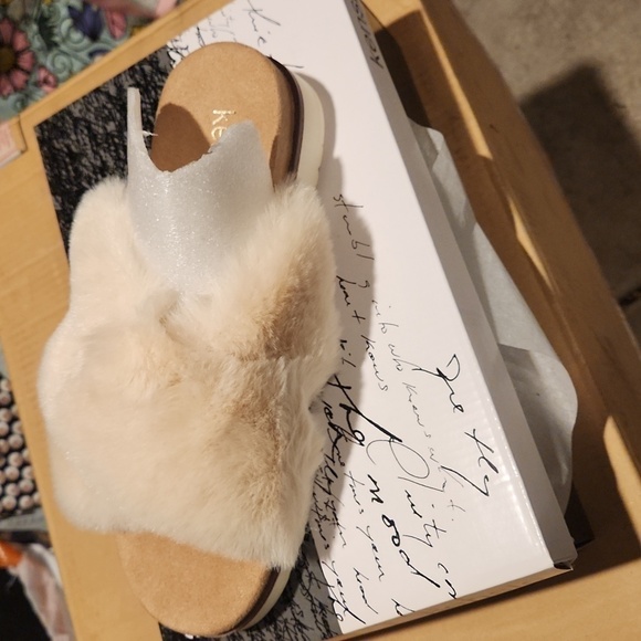 Kensie New Fur Slippers - Picture 4 of 5